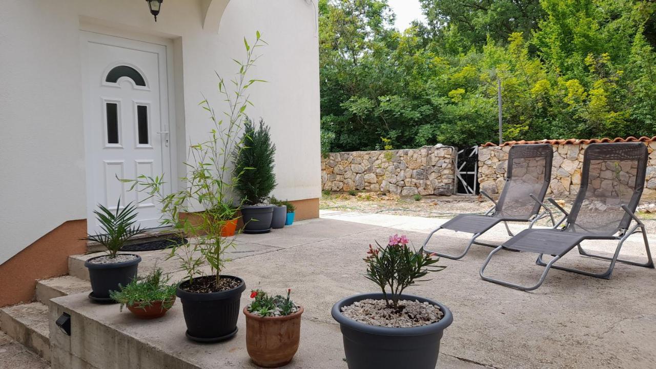 Apartments & Room Danijel Pinezići Стая снимка