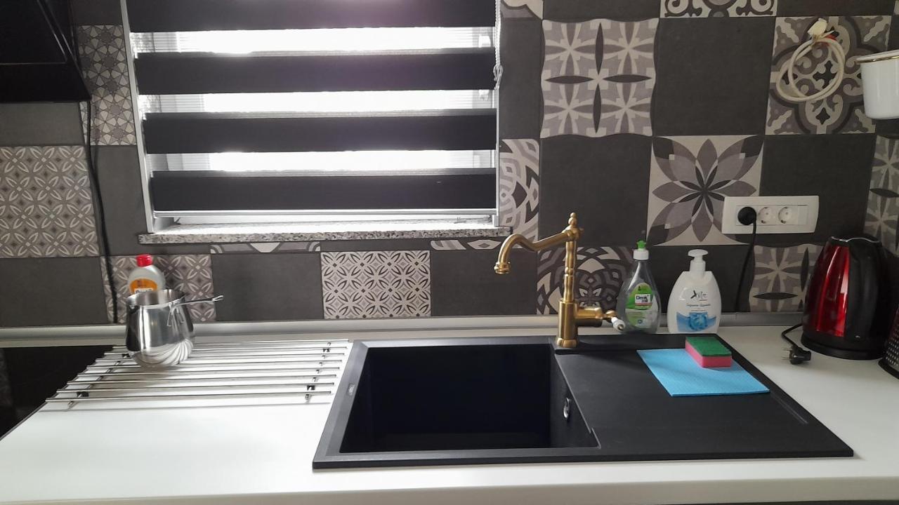 Apartments & Room Danijel Pinezići Екстериор снимка