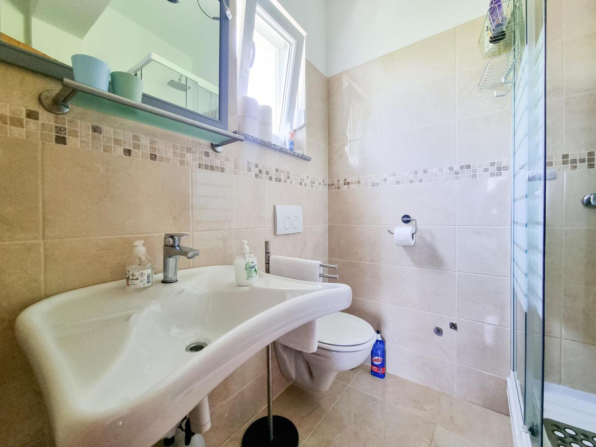 Apartments & Room Danijel Pinezići Екстериор снимка