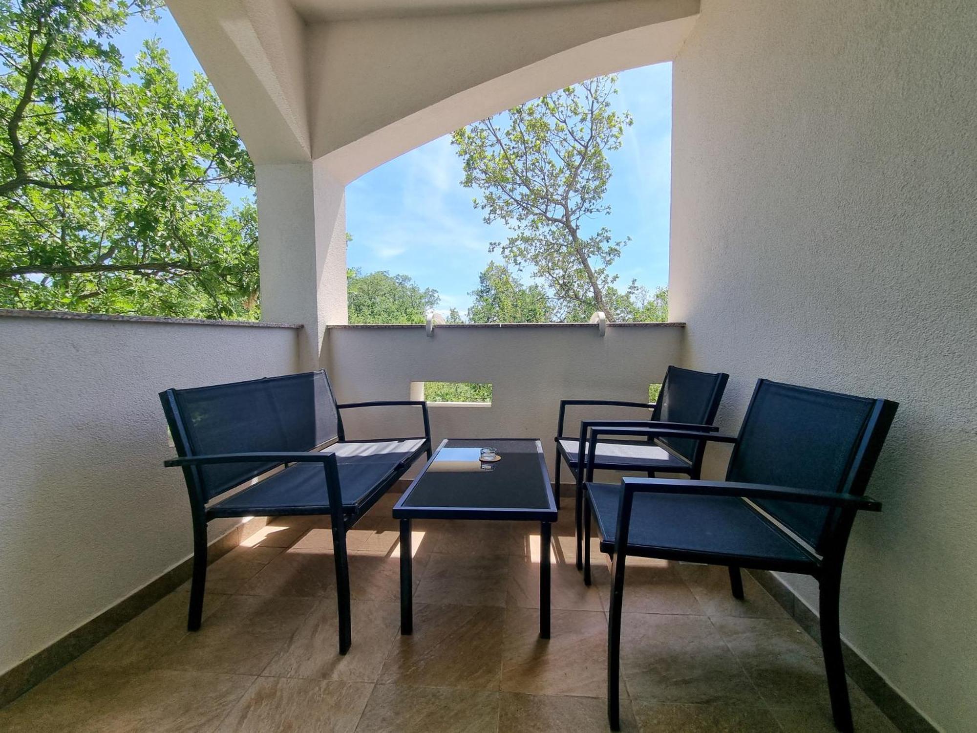 Apartments & Room Danijel Pinezići Екстериор снимка